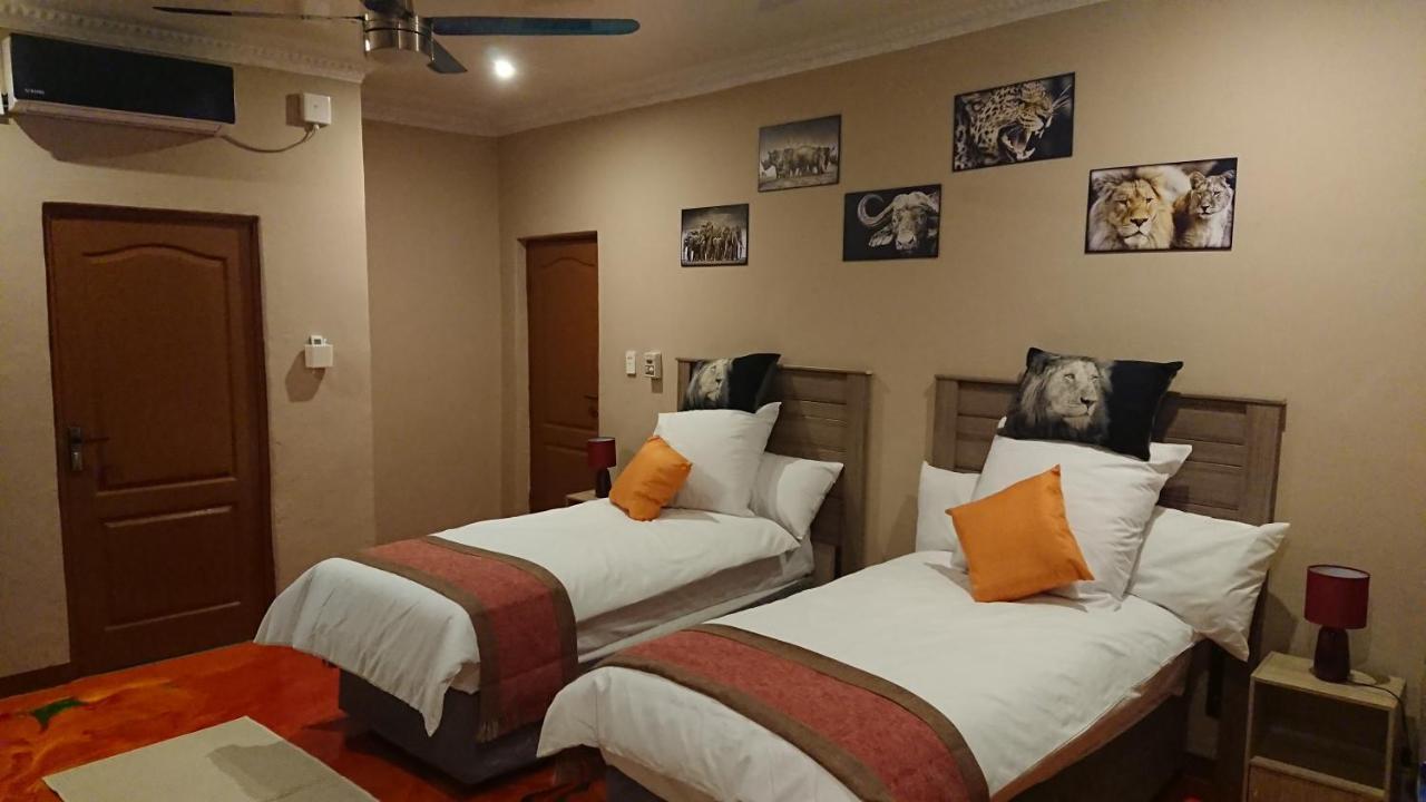 Svh Bush Lodge Marloth Park Extérieur photo