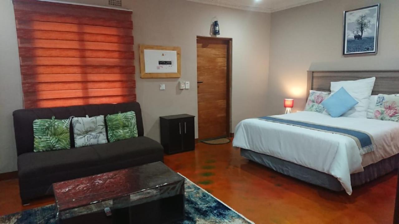 Svh Bush Lodge Marloth Park Extérieur photo